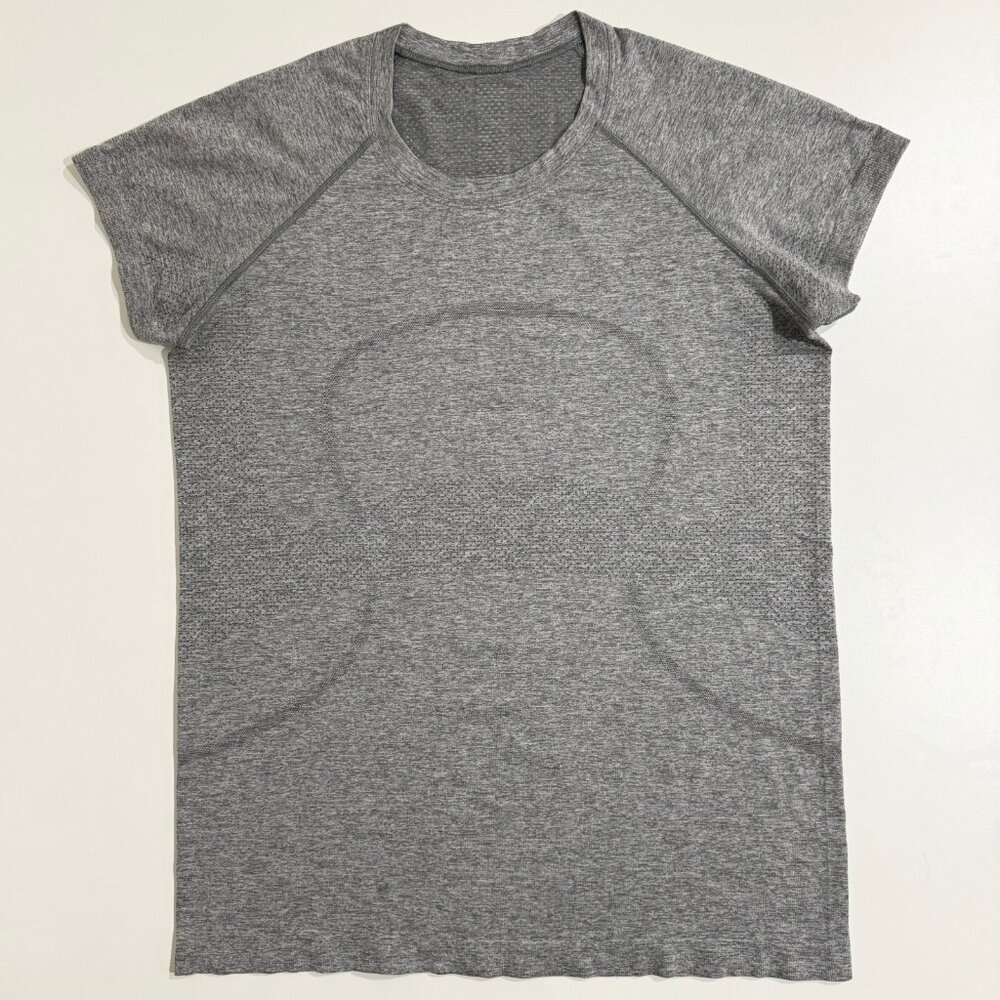 Lululemon Swiftly Tech Short Sleeve 2.0 Slate / White Size 12 EUC